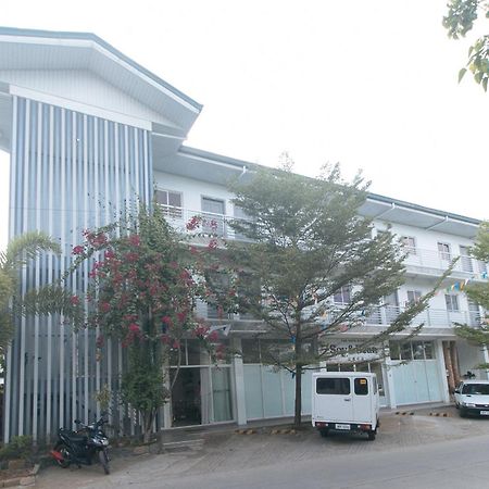 Reddoorz At Fat J Apartelle Mactan Cebu Екстериор снимка