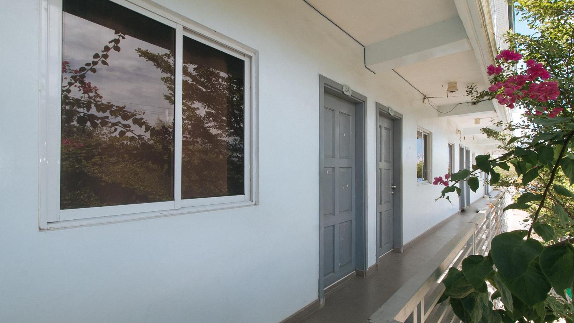 Reddoorz At Fat J Apartelle Mactan Cebu Екстериор снимка